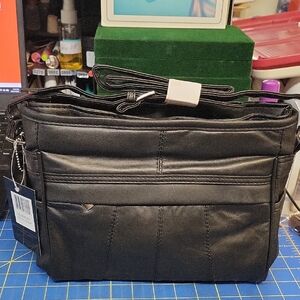 d'margeaux Genuine Black Leather 6 Pocket Purse New w Tags